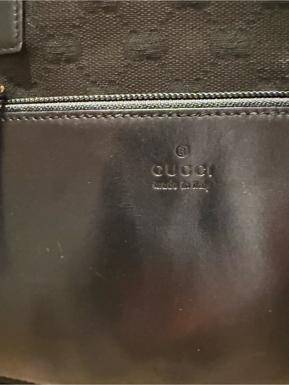 Gucci Black Monogrammed Tote with Front Zip Pocket - Picture 2 of 12